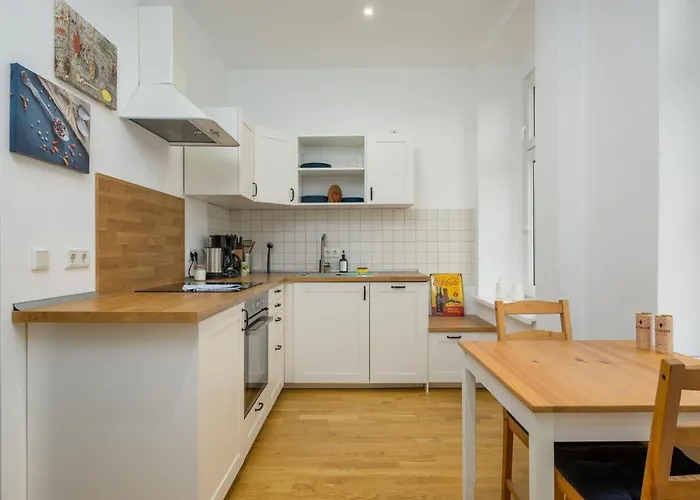 Arbio I Retro Near Hauptbahnhof *