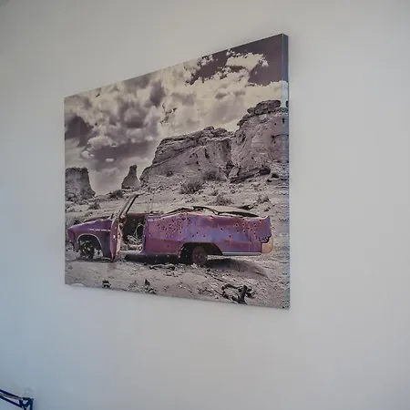 Arbio I Retro Near Hauptbahnhof *