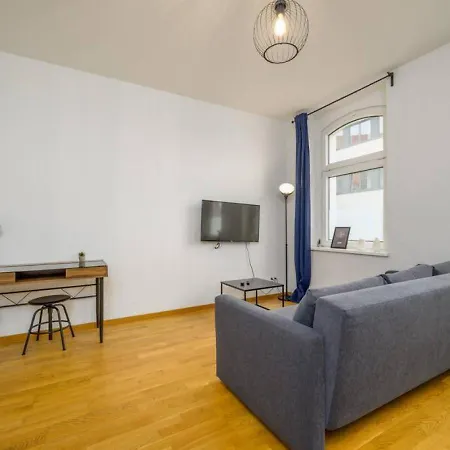 Arbio I Retro Near Hauptbahnhof Appartement