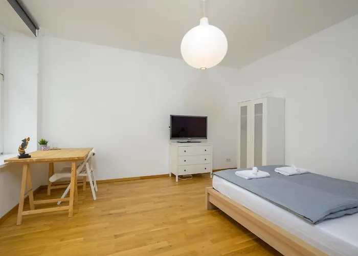 Arbio I Retro Near Hauptbahnhof Appartement